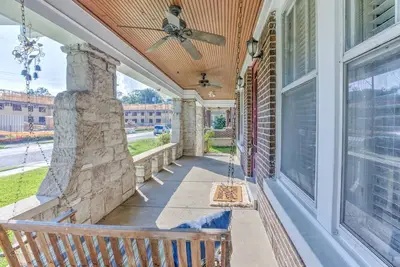 Image de Cute Cottage, Walk to Overton Park & Memphis Zoo