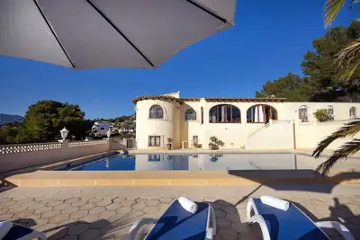 Image de Grande villa charmante avec piscine privée à Calpe, sur la Costa Blanca, Espagne pour 6 personnes