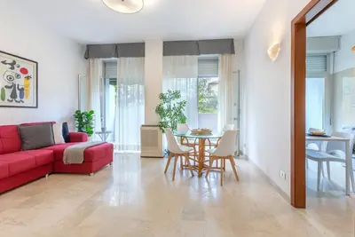 Image de Ferrara 5 min from Station Apartment x5