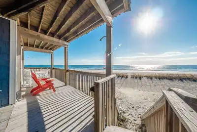 Image de Sunray Cottage | Oceanfront + Amazing Views!