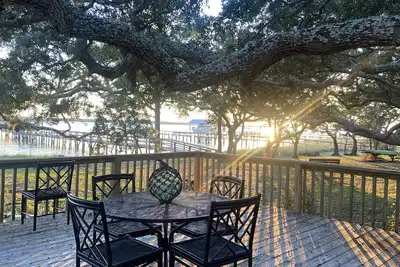 Image de Cottage on the Bay