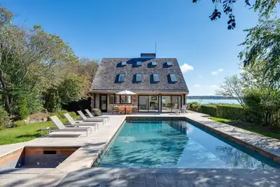Image de Lake Montauk Waterfront Retreat