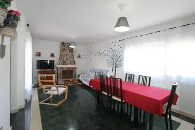 Image de Ebony Chalet. TuCasaTemporal