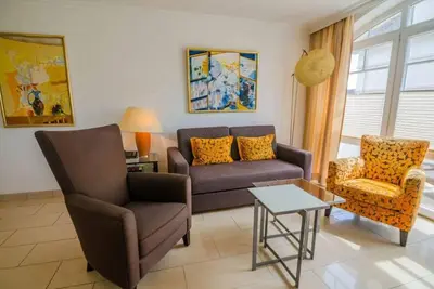 Image de Sunny. Loggia. Close to the beach. - Bismarck Residence