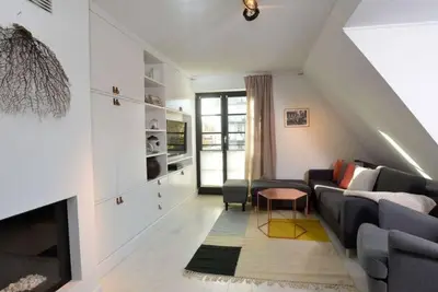 Image de Wellness. Central. Fireplace. - Villa Maybach