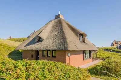 Image de House Nielsglaat 14 - thatched. Dune location. Sea view.