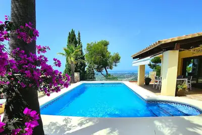 Image de Villa exclusive Ă La Sella Resortvue sur mer et montagne, piscine, Wi-Fi, A\/C, terrasses et jardin