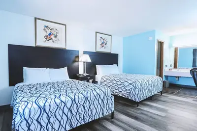 Image de Sky Palace Inn & Suites Wellington - 2 Queen Bed Non Smoking