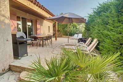 Image de Amateurs de randonnée, piscine et tennis Boulouris Panorama Saint-Raphaël