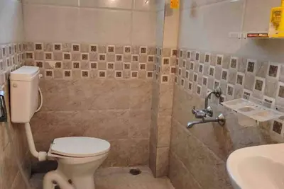 Image de Happy Homes- Bright Airy Private 2 Bhk Non Ac