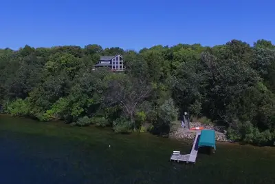 Image de Large Family Cabin on Lake Sylvia -Beautiful & Clean Lake! Awesome Fishing