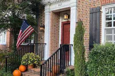 Image de History Filled Bed & Breakfast in Downtown Williamsburg