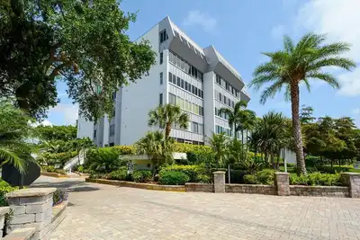 Image de Spectacular penthouse view over downtown Sarasota plus private beach access