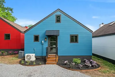 Image de 1br + Loft Lake Chatuge Cabin w/ Mountain Views! (Blue Cabin)