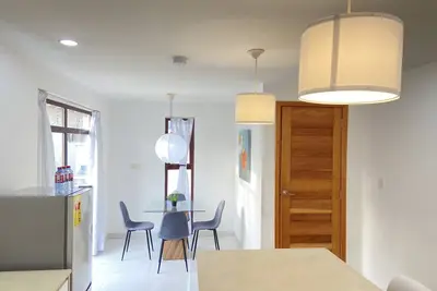 Image de Urban One Cozy Apartment 10min from airport