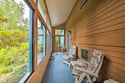 Image de Charming Retreat w/ Deck ~ 4 Mi From Casco Bay!