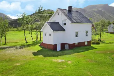 Image de Maison de vacances pour 7 a Bøstad-By Traum