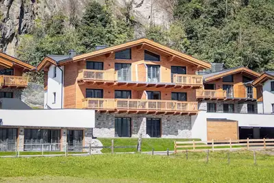 Image de Chalet de luxe avec sauna privé à Uttendorf