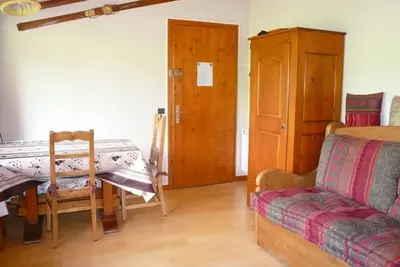 Image de Studio avec coin nuit pour 4 pers, balcon et parking, Ă 1, 1km du centre et des pistes de Combloux