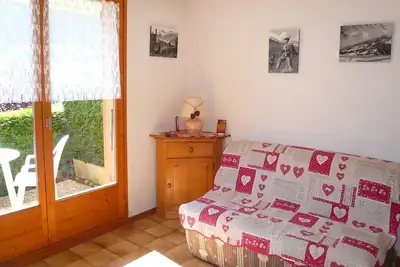Image de Studio cabine pour 4 personnes avec terrasse Ă Combloux