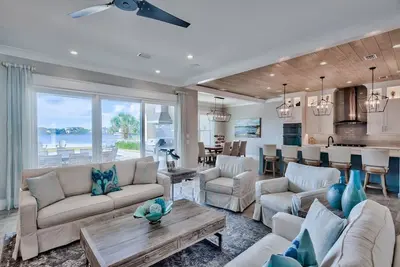 Image de Paradise Cove|Golf Cart to Beach|Private Heated Pool|Lakefront Home w/ Views