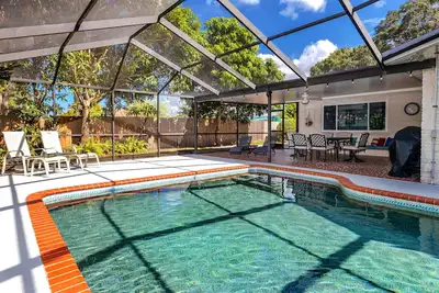 Image de Renovated! Heated Pool, Game Room, Close to Beach!