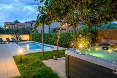 Image de Maison confortable de 2 chambres à.