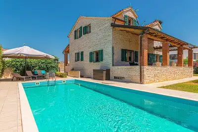 Image de Belle maison à Vodice avec sauna