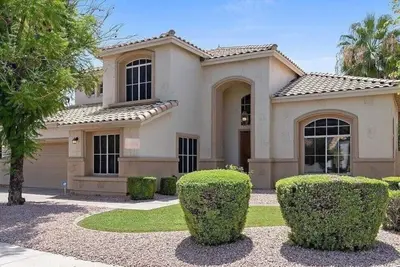 Image de Luxurious 6-Bedroom, 3 bathroom with Heated Pool Sleeps 18!