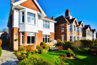 Image de Grand, Stylish & Spacious - Sandy Shores, 3 min walk to Beach & Swanage centre