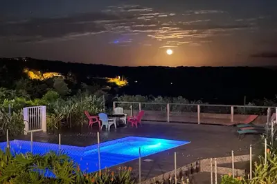 Image de T3 Piscine & Spa \" Ba mwen soley\" Martinique dream park