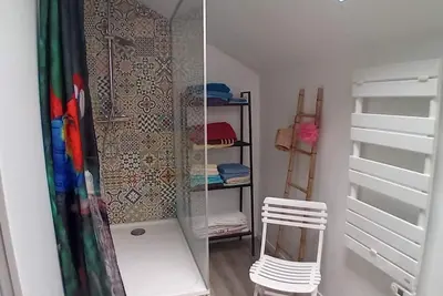 Image de Loft Locronan 1624 rénové en 2021 dans le deuxième plus beau village de France.