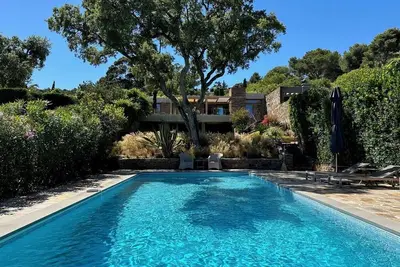 Stone house Domaine Gaou Beñat with sea view and pool, 10 minutes walk to the sea