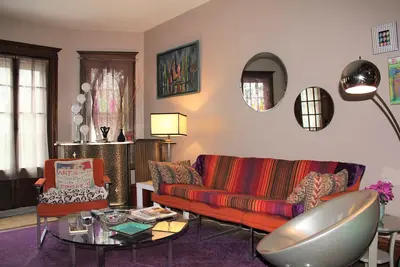 Image de Historic home Elmwood Village upper flat