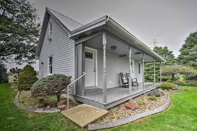 Image de Cozy Goshen Farmhouse ~ 9 Mi to Amish Acres