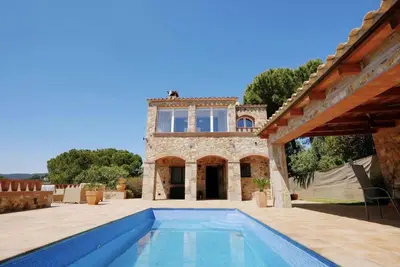 Image de Jolie villa avec piscine privée à Calonge