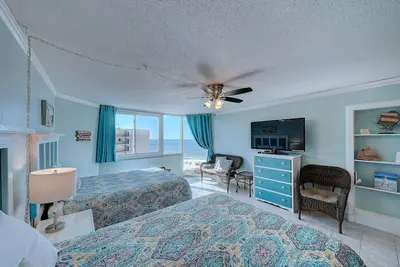 Image de Free Golf+Tix! Top of the Gulf Beachfront 703 Spacious Studio w/Great Views!