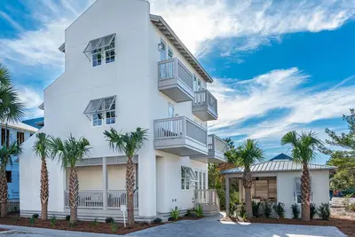 Image de ⭐️ New Luxury 4br home in heart of Seacrest Rosemary Alys 30a