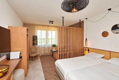 Image de Lake View Hotel Room 2p