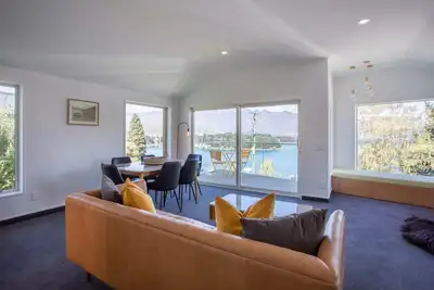 Image de Ruru Retreat, Hot Tub, Bbq, Parking, Fireplace