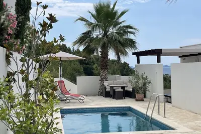 Image de 1 or 2 apts (4\/8 people) next to each other beach, pool, fantastic Kornati views
