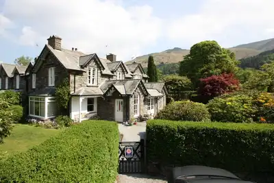 5 bed 5 en-suite Holiday Cottage central location Grasmere