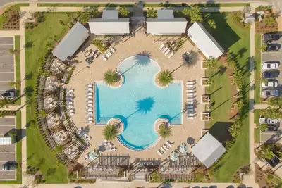 Image de The Sea And Me by AvantStay | Heated Pool + Fitness | Bonfires