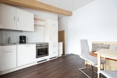 Image de Appartement-Supérieure-Salle de bain privée séparée-Vue sur Montagne-Top 6