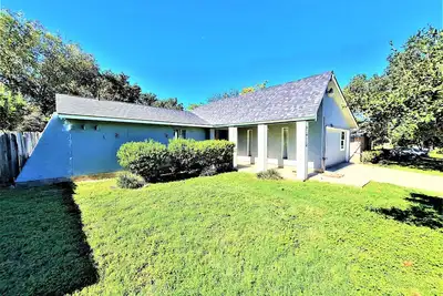Image de Cozy Home With Great Location and Amenities Sleeps 9