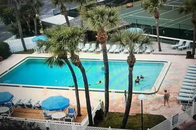Image de Oceanfront Jensen Beach Condo Resort Sleeps 6 with full kitchen