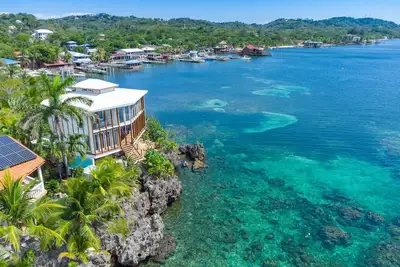 Image de Wow! Views and more, fantastic 2 bedroom  in West End - Villa Agua