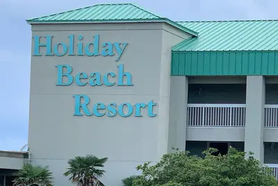 Image de Studio with no view, at beachfront resort