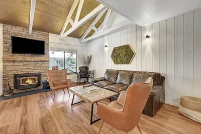 Image de Seasons 4 132-Pet Friendly, Nice Condo Near Canyon Lodge and The Village