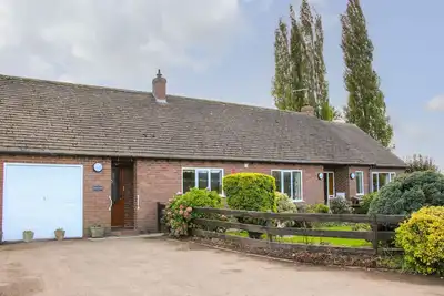 Image de Greenacres, pet friendly, with a garden in Woofferton